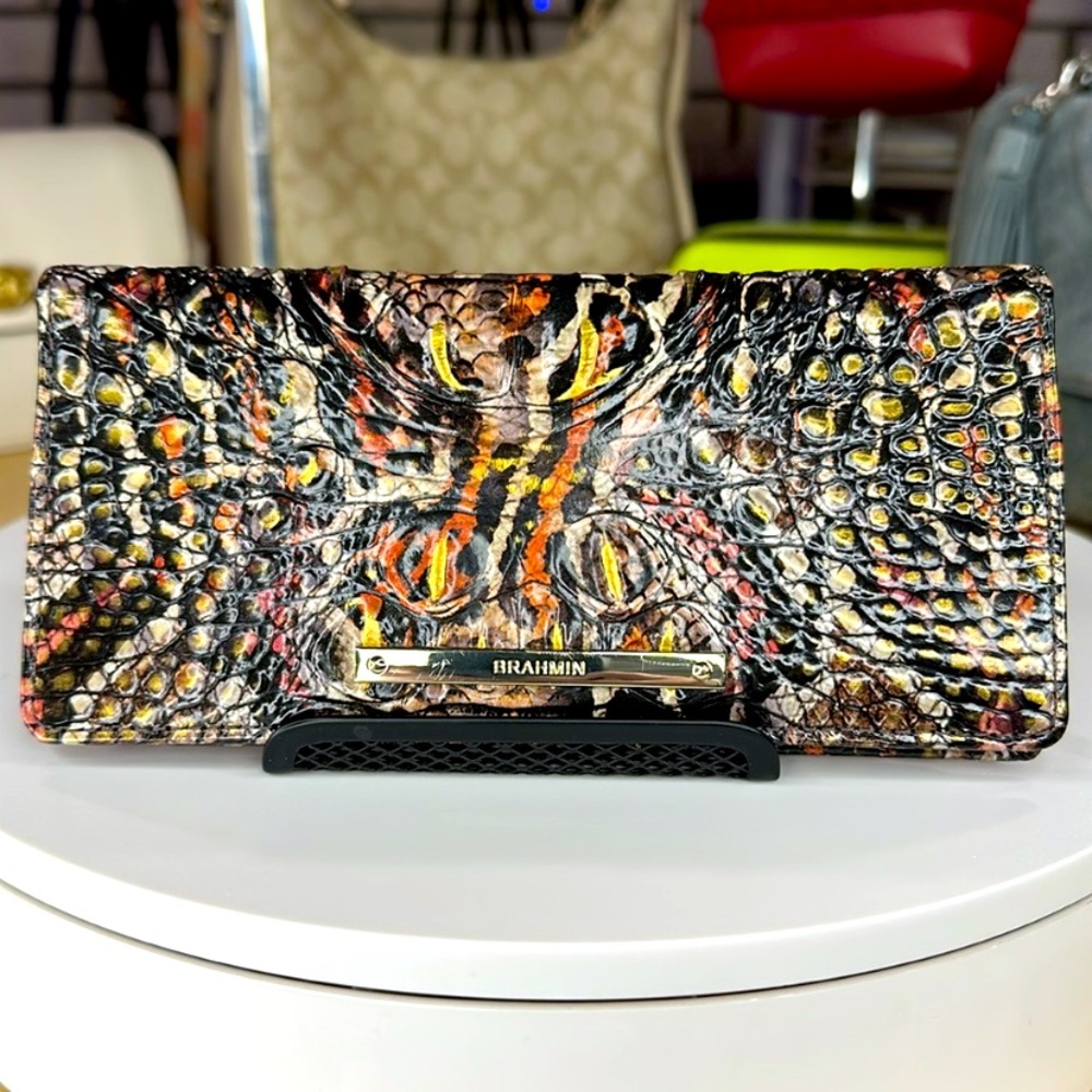 Brahmin Like New Ady Wallet